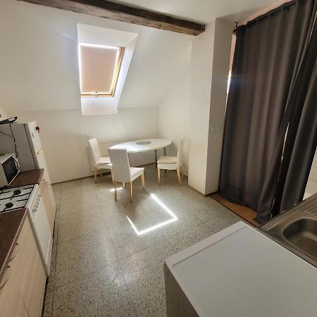 Apartments Zizkov B Prag Eksteriør billede